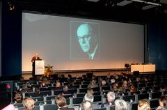 Viele Ehrengäste nahmen an der Verleihung der Ewald-Harndt-Medaille teil Viele Ehrengäste nahmen an der Verleihung der Ewald-Harndt-Medaille teil