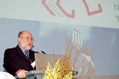Dr. Wolfgang Schmiedel